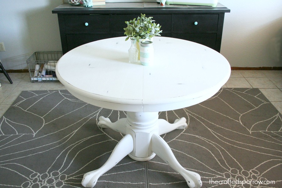 Chalky-Finish-Table