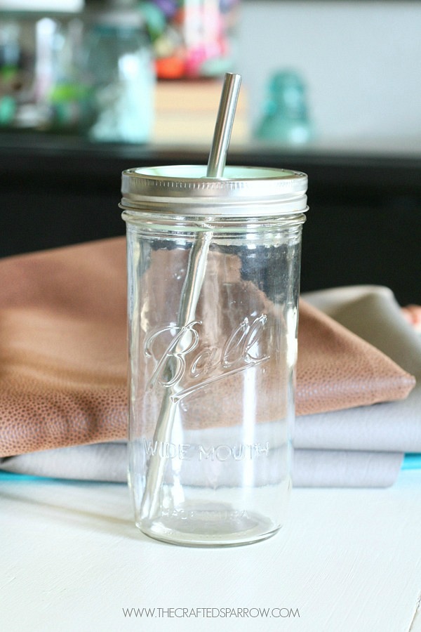 https://www.thecraftedsparrow.com/wp-content/uploads/2014/07/Faux-Leather-Mason-Jar-Tumbler-Cuff-6.jpg