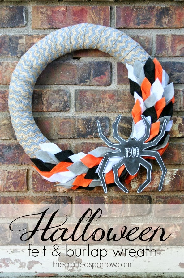 Halloween-Felt-&-Burlap-Wreath