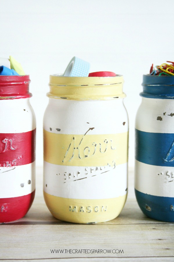 How to paint mason jars, mason jar crafts