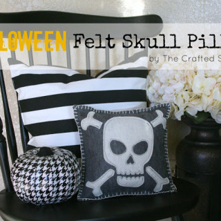 Felt Skull Halloween Pillow {Target Knock-Off}