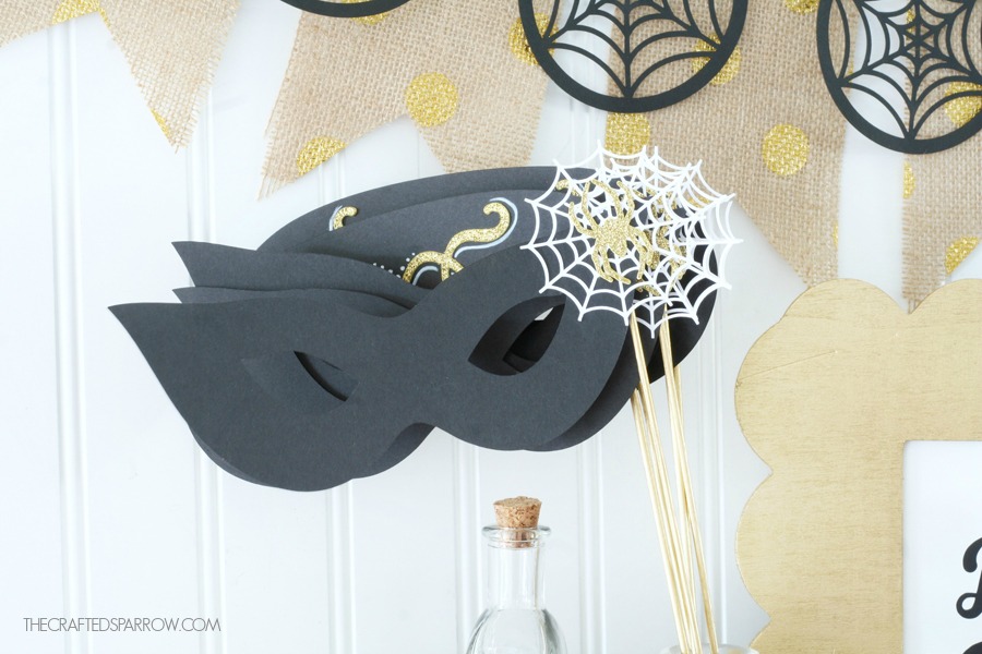 Easy Halloween Party Favors