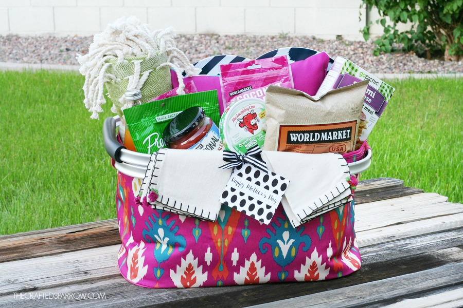 Mother's Day Picnic Gift Basket Idea