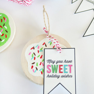 Painted Cookie Ornaments & Free Printable Sweet Treat Tags