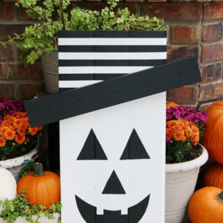 Seasonal Character Door Hanger