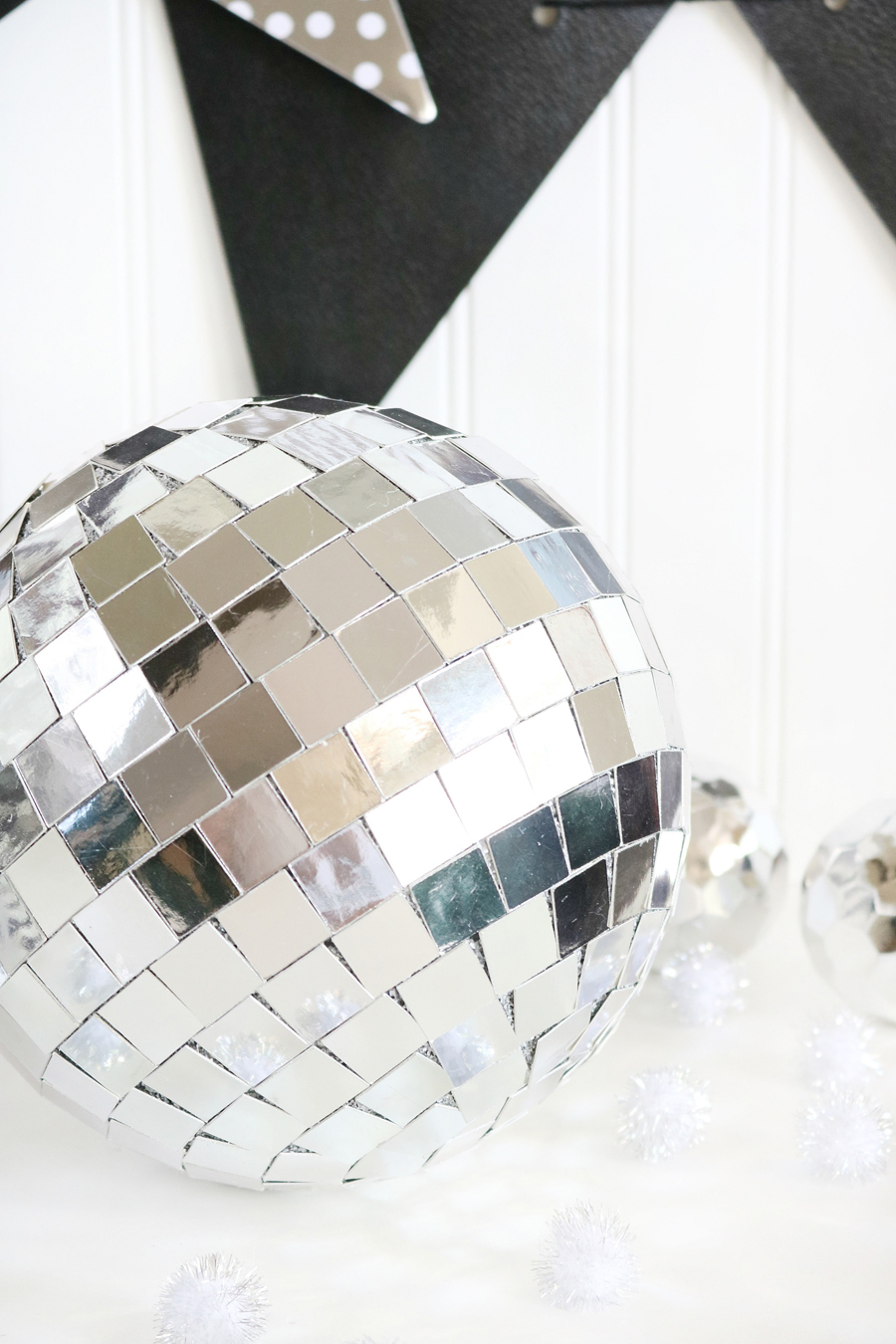 DIY New Years Eve Mirror Ball Decor