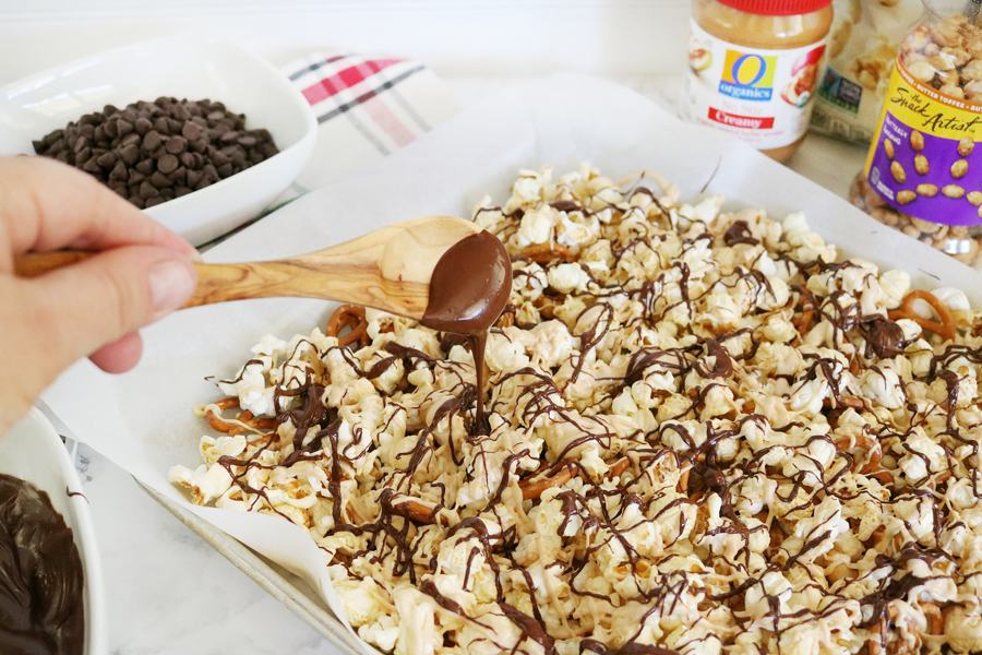 Chocolate & Peanut Butter Drizzled Popcorn Mix