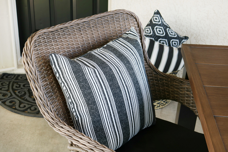 Black & White Modern Farmhouse Patio Decor