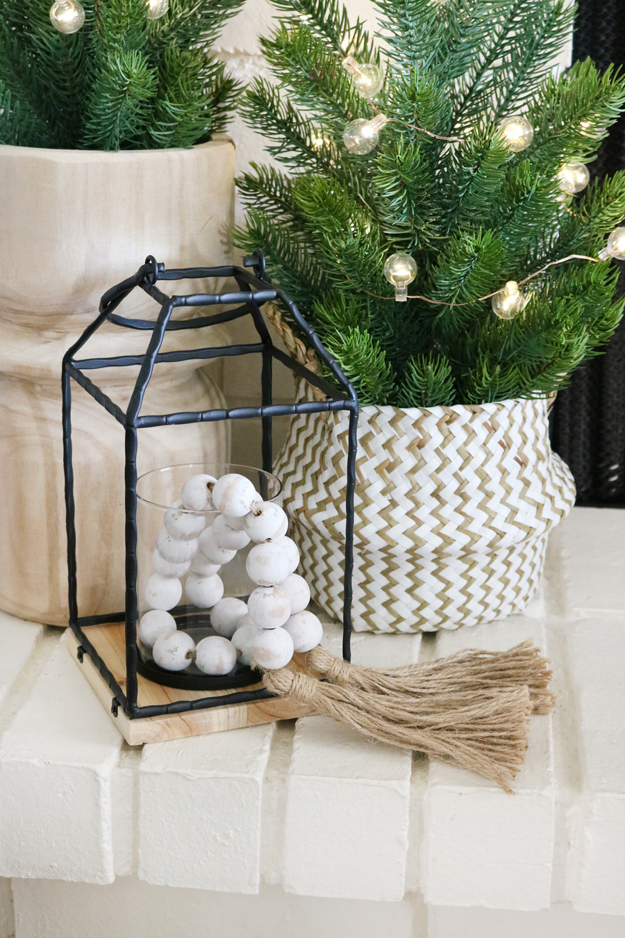 Black White Casual Boho Christmas Decor Fill lanterns with