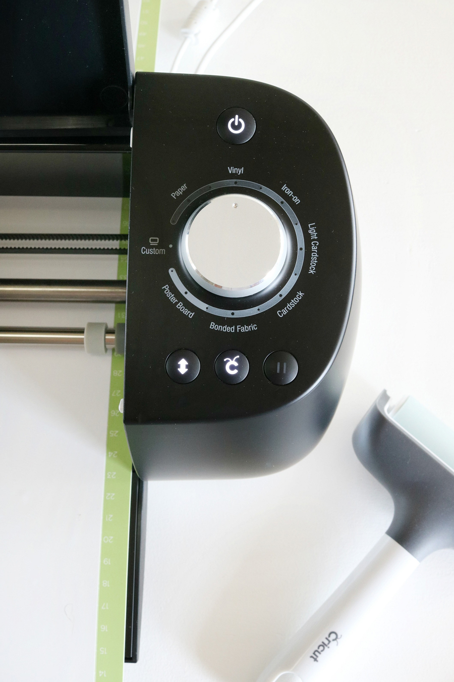 5 Reason Why I LOVE the Cricut Maker + DIY Address Sign - Houston